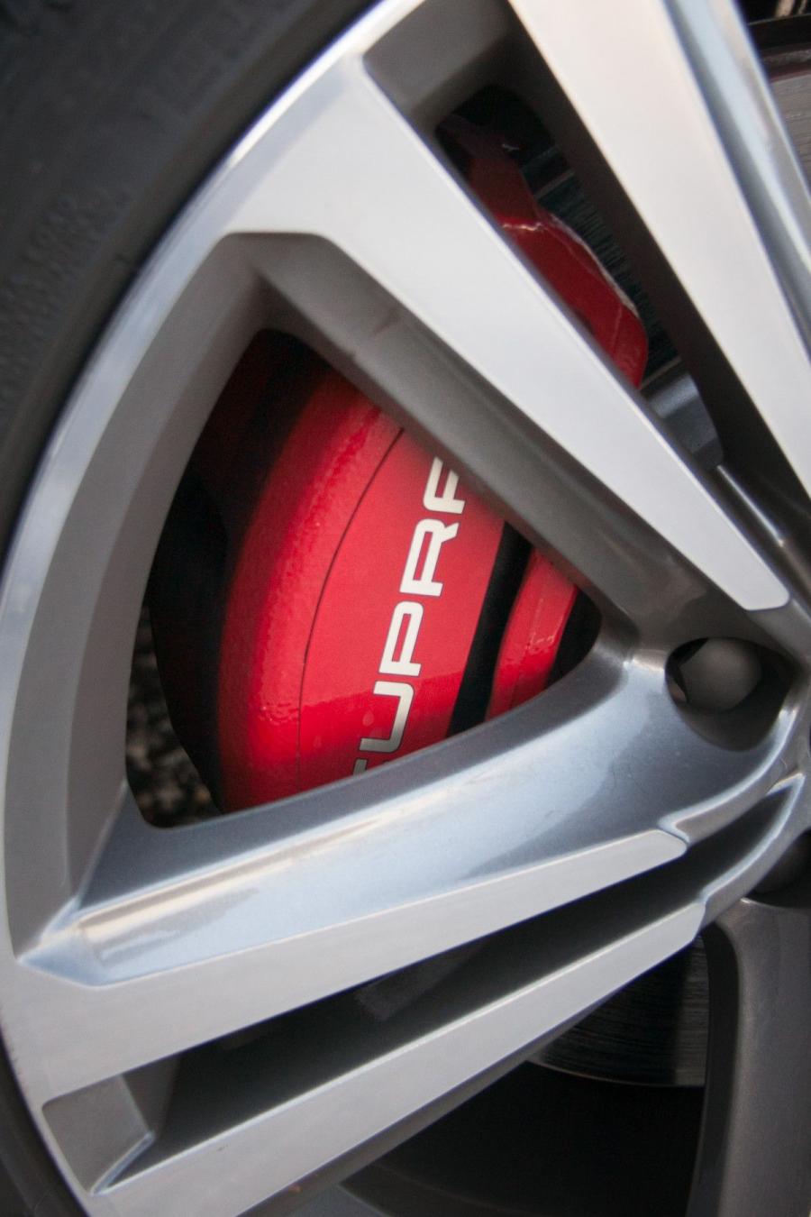  Seat Leon Cupra 280 2013 года  (фото 25 из 67)